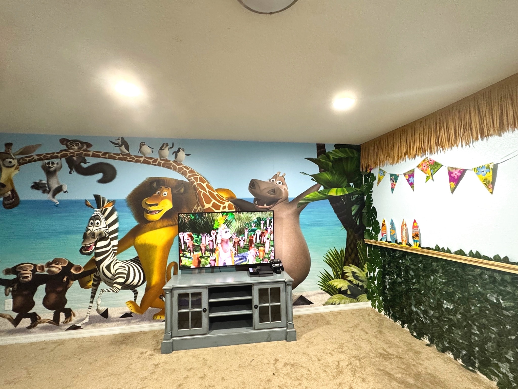 Madagascar themed playroom at Disney Getaway